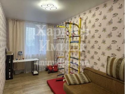 Продам 3-х комнатную квартиру на 1 этаже 9 этажного дома новострой Жилой Комплекс Ньютона Новые Дома