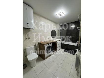 Продам 3 -х комнатную квартиру на 4 этаже 9 этажного дома новострой Жилой Комплекс Мира 4 метро Индустриальная ХТЗ